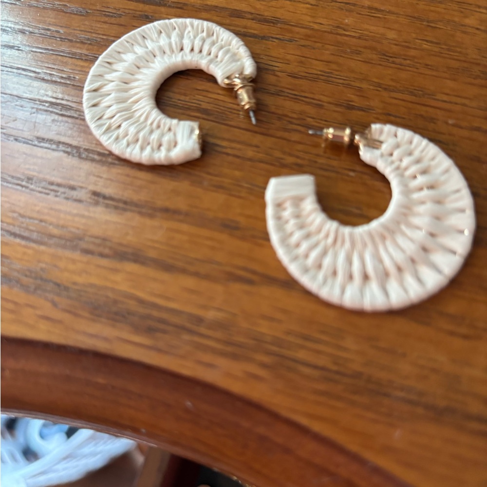 Adidas Cream and Gold Earrings Set - Picture 8 of 12